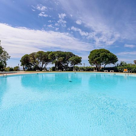 Apartment With 2 Bedrooms, 2M To The Beach Armação de Pêra Exterior foto