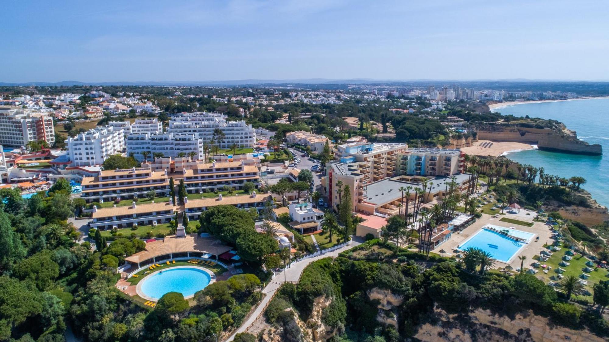 Apartment With 2 Bedrooms, 2M To The Beach Armação de Pêra Exterior foto
